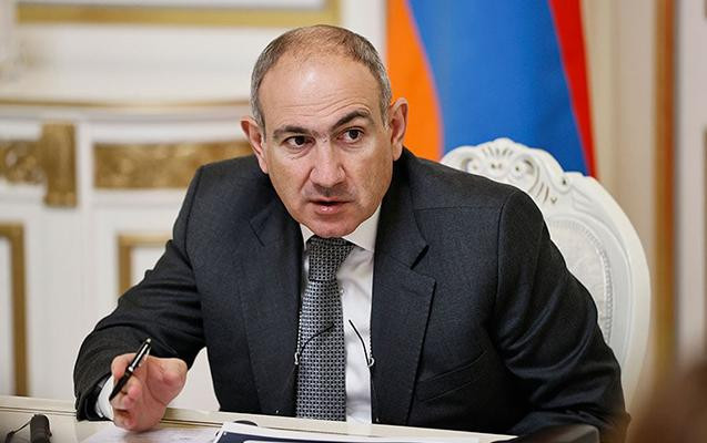 “RAZI DEYİLSİNİZSƏ, İNQİLAB EDİN!” –Paşinyandan ermənilərə qəribə çağırış