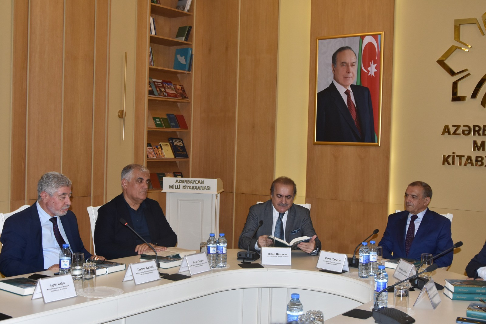 Milli Kitabxanada “Xaqani Şirvani. Biblioqrafiya”kitabının təqdimat mərasimi keçirilib
