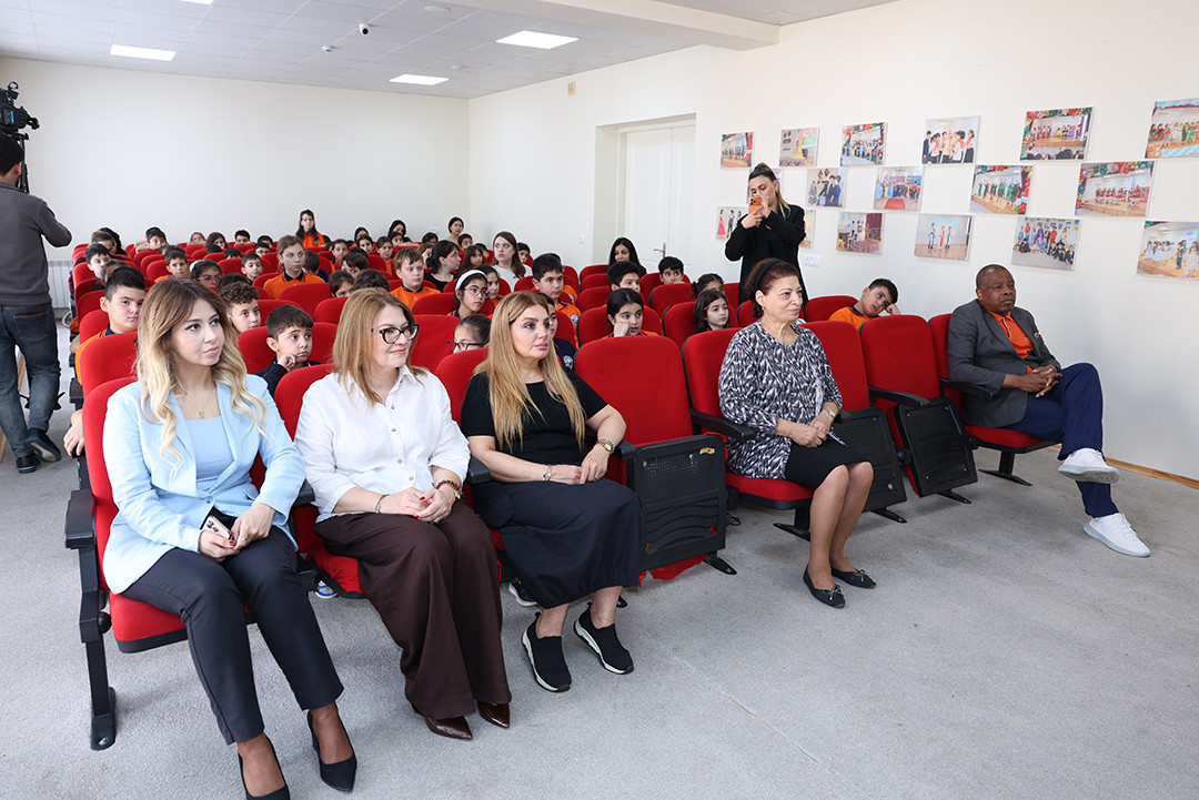 Bakı Beynəlxalq Təhsil Kompleksində süni intellekt və kibertəhlükəsizlik mövzusunda görüş təşkil olunub