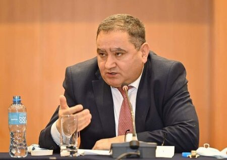 Etibar Əliyev Əlisa Nicatı sərt tənqid etdi: - “Xalqı qoyun adlandıran ikinci nadan”