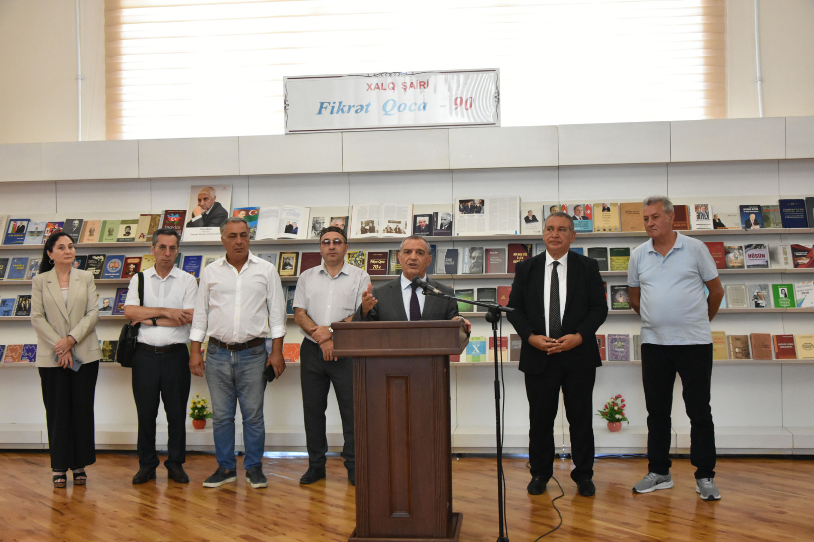 Milli Kitabxanada Xalq şairi Fikrət Qocanın 90 illik yubleyinə həsr olunmuş “Xalq şairi Fikrət Qoca” adlı tədbir keçirilib