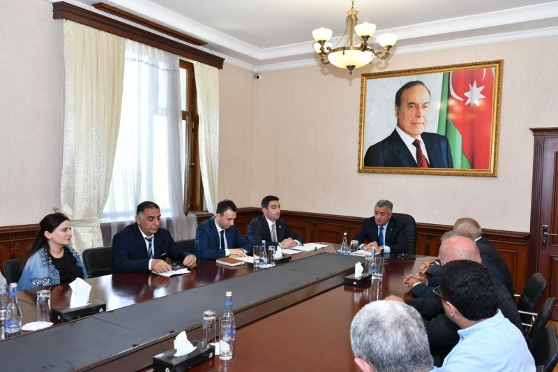 Abşeron rayonunda sahibkarlarla görüş keçirildi -