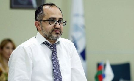 Əkrəm Həsənov: “Ya Məhkəmə-Hüquq Şurasının sistemindən xəbəri yoxdur, ya da məni kənarda qoyublar, pulumu verin”