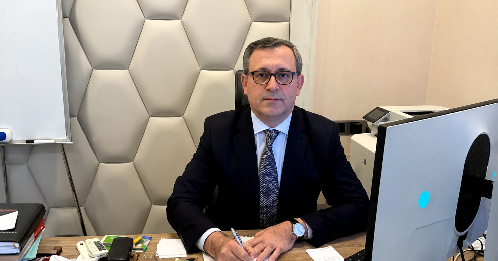 Eynulla Fətullayevin saytını satdığı Adəm İsmayılov kimdir? –