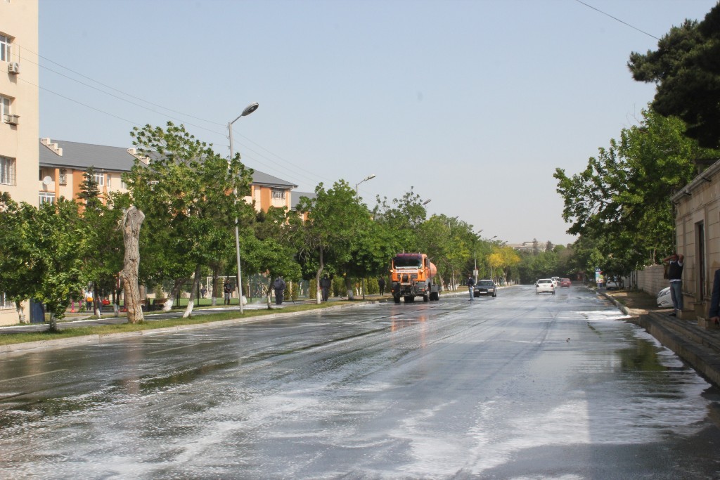 Nizami rayonunda dezinfeksiya işləri bu şəkildə həyata keçirildi-