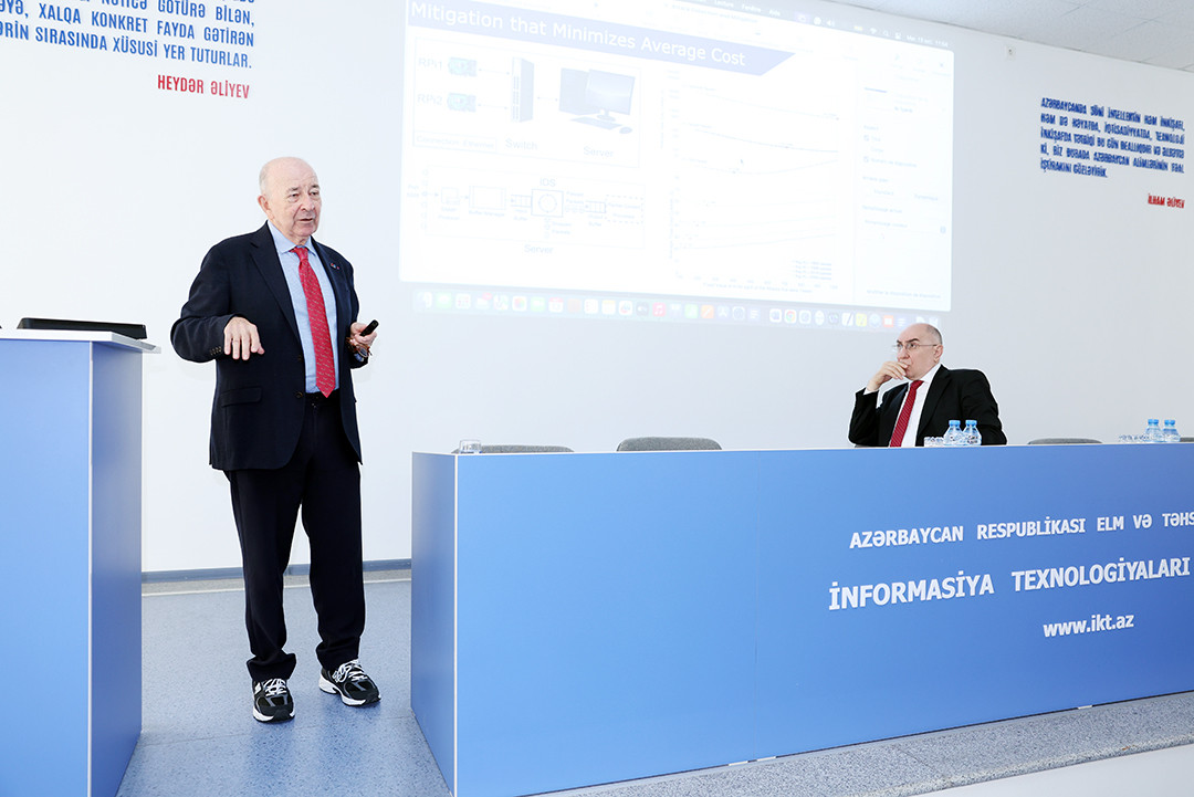 Dünyaşöhrətli alim Erol Qelenbe İnformasiya Texnologiyaları İnstitutunun elmi seminarında məruzə edib