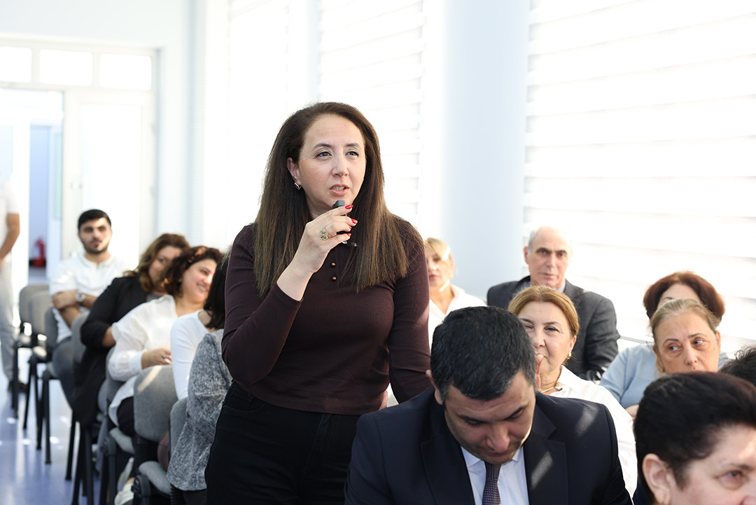 Dünyaşöhrətli alim Erol Qelenbe İnformasiya Texnologiyaları İnstitutunun elmi seminarında məruzə edib