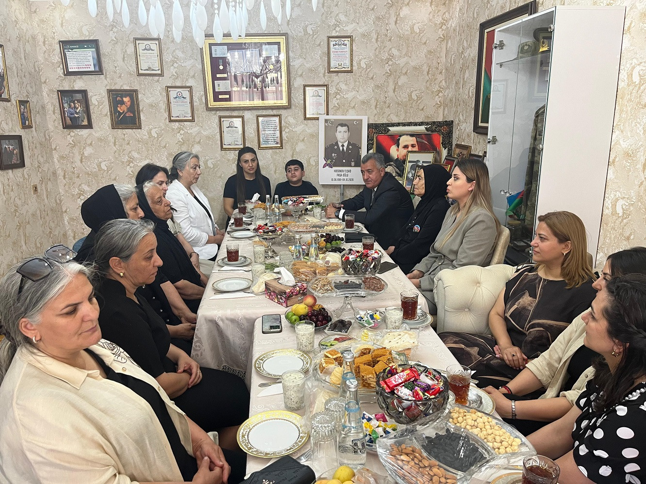 Abşeron rayonunda şəhidlərimiz və onların ailə üzvləri növbəti dəfə ziyarət olunub