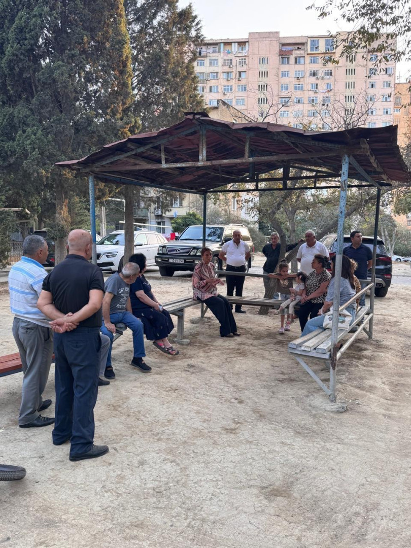 Deputat Könül Nurullayeva vətəndaşlarla görüşüb