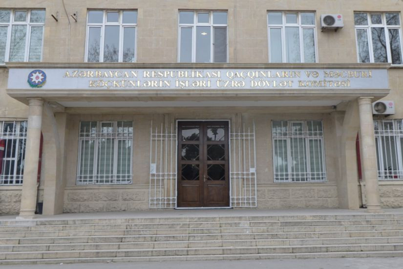 “Qaçqınkom” binaların dam örtüyünü icra başçısının oğluna məxsus olduğu bildirilən şirkətə təmir etdirəcək – 1.3 milyon sərf edəcək