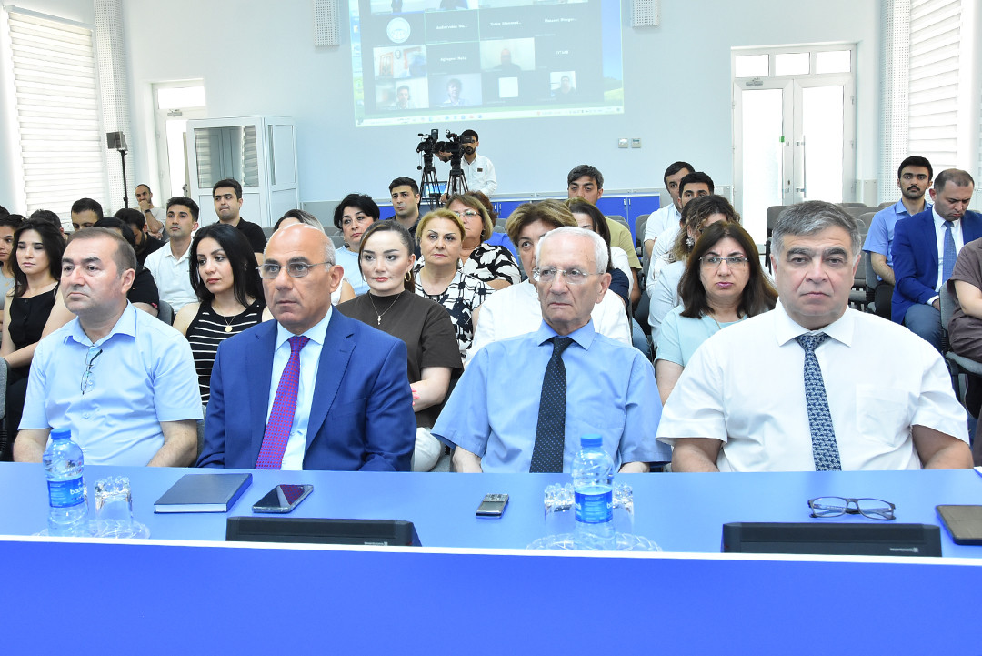 ETN İnformasiya Texnologiyaları İnstitutunda elmi etika məsələlərinə dair müzakirələr aparılıb