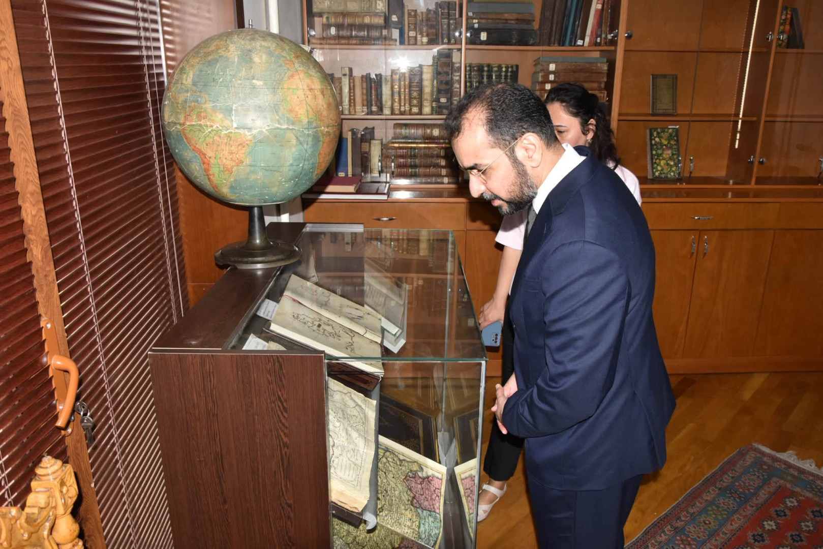 Birləşmiş Ərəb Əmirlikləri Nəşriyyatçılar Assosiasiyasının icraçı direktoru Raşid Əl-Kusu Milli Kitabxanada olub