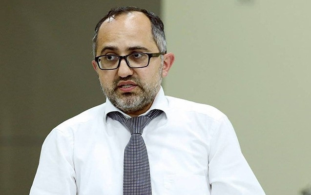 Unikal ölkəyik: məmur gəlirini bəyan etmir, vətəndaşdan bəyan etməsini tələb edir