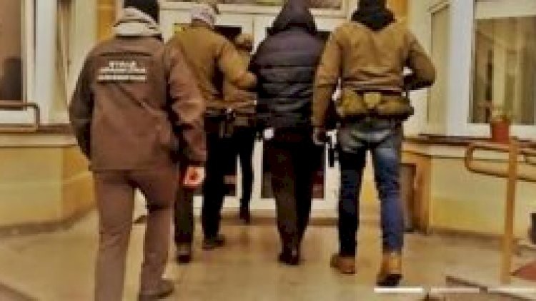 Saxta sənədlərlə 500-dən çox miqrantı Polşaya aparan azərbaycanlılar tutuldu