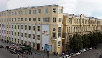 ADNSU-nu bitirib,plastik cərrah kimi gizlin işləyən Nihad Aslanov klinika rəhbərini çıxılmaz vəziyyətə qoydu-