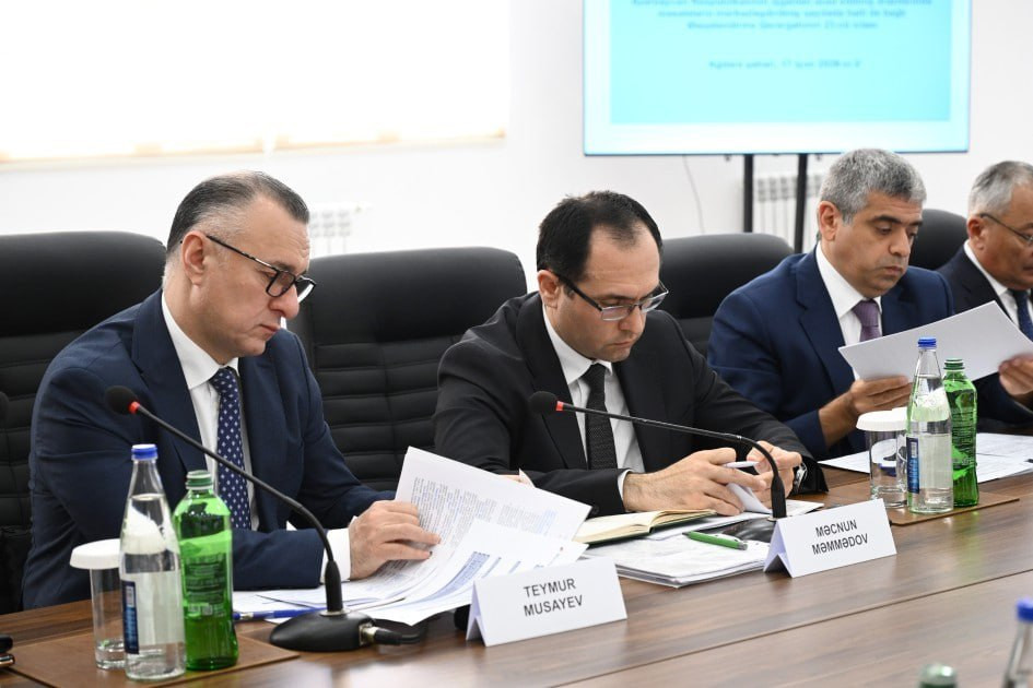 Samir Nuriyev Ağdərədə mühüm iclas keçirdi