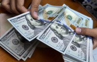 Dollar dünya valyutalarına qarşı bahalaşır