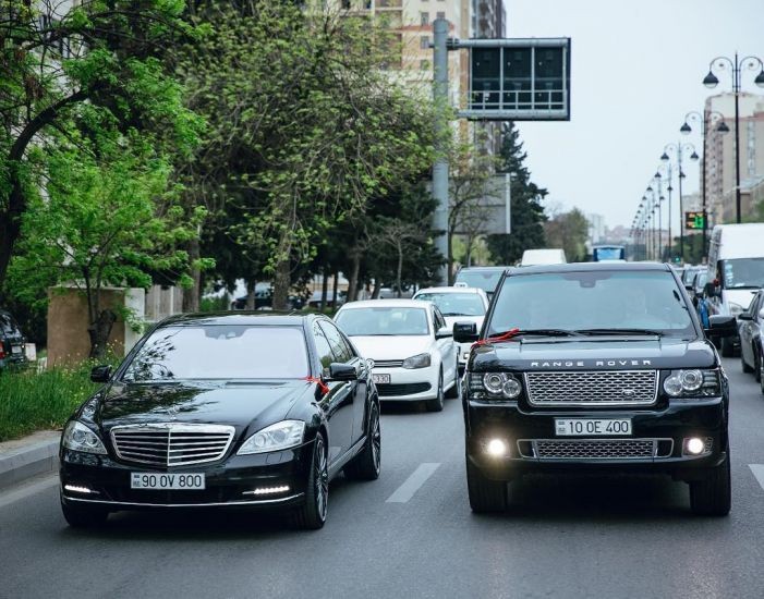 Vəzifəli şəxsin oğlanlarının avtomobil kolleksiyası: “Mercedes”, “Range Rover” - 300 - 800