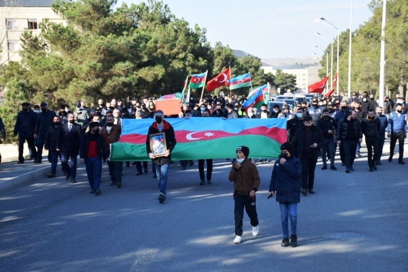 ŞƏHİD BƏXTİYAR ASLANOV UNİVERSİTETİ YOX,DÖYÜŞÜ SEÇDİ-