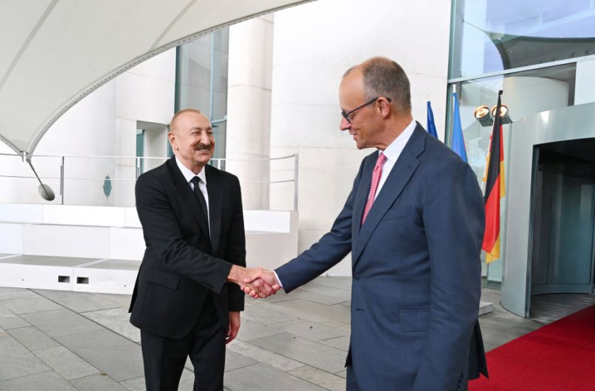 Prezident İlham Əliyev və Federal Kansler Fridrix Merts mətbuata bəyanatlarla çıxış ediblər