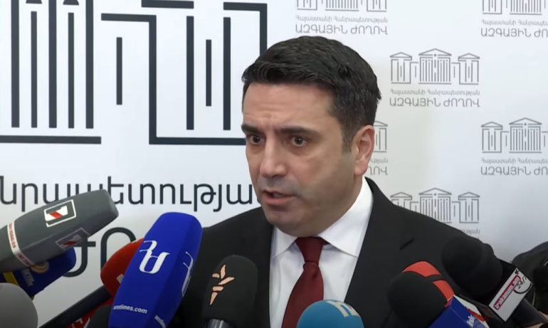 Alen Simonyan Solovyovu təhqir etdi - Kreml təbliğatçısını nəcisə bənzətdi