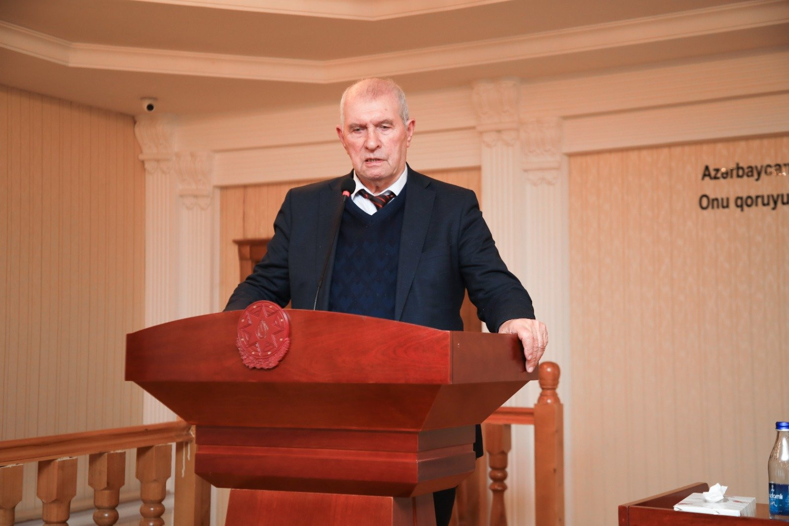 AMEA-nın Gəncə bölməsində professor İbrahim Cəfərovun 70 illik yubileyi keçirilib