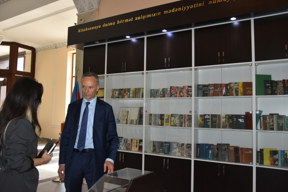 Litva Respublikasının Azərbaycan Respublikasındakı fövqəladə və səlahiyyətli səfiri Kestutis Vaşkeleviçus Milli Kitabxanada olub