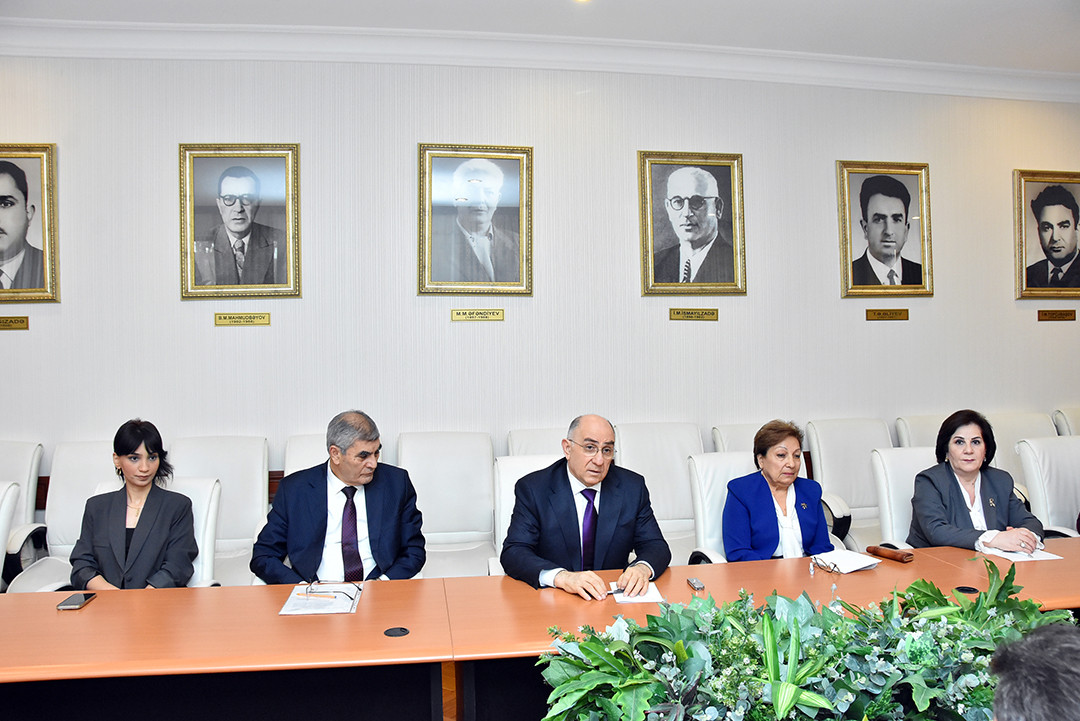 Azərbaycan Tibb Universiteti ilə İnformasiya Texnologiyaları İnstitutu arasında Əməkdaşlıq Memorandumu imzalandı