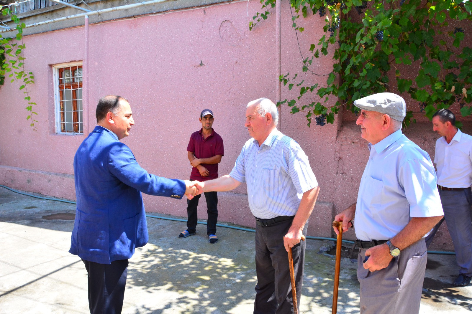 Deputatlığa namizəd Azər Əmiraslanov Poylu kənd sakinləri ilə görüşdü