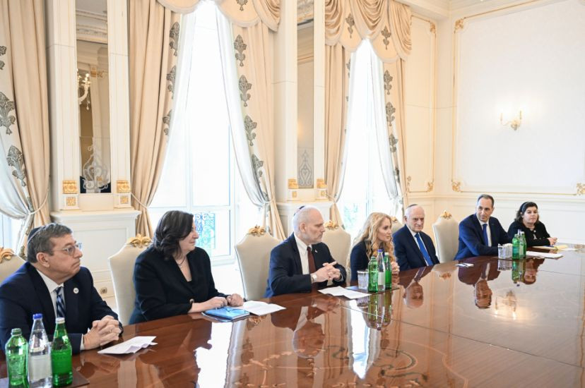 Prezident İlham Əliyev ABŞ-ın Əsas Amerika Yəhudi Təşkilatlarının Prezidentləri Konfransının nümayəndə heyətini qəbul edib