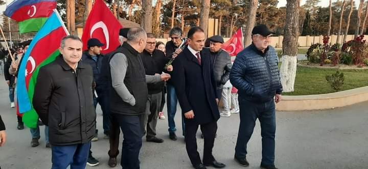 Bütöv Azərbaycan Ocaqlarının (BAO) bir qrup üzvü Vətən müharibəsi şəhidlərinin məzarlarını ziyarət edib