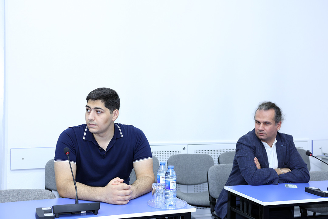 XƏBƏRLƏR 420 İnstitutda ixtisas fənnindən doktoranturaya qəbul imtahanı keçirilib
