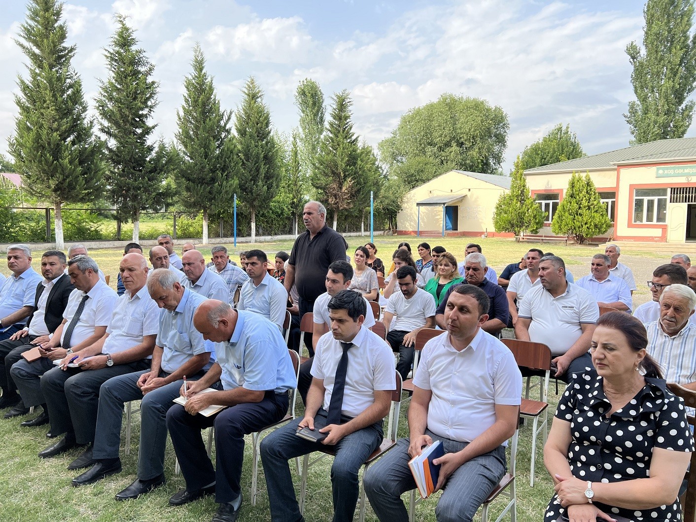 Füzuli RİH başçısı bu dəfə kompakt şəkildə məskunlaşmış Gecəgözlülü kəndinin məcburi köçkünləri ilə görüşdü