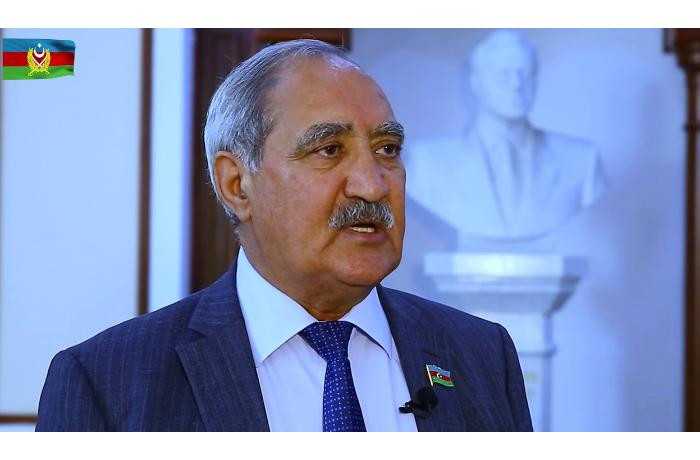Fəzail Ağamalıdan şok açıqlama: “Ruslar Putini Kremlin düz ortasında asacaq”