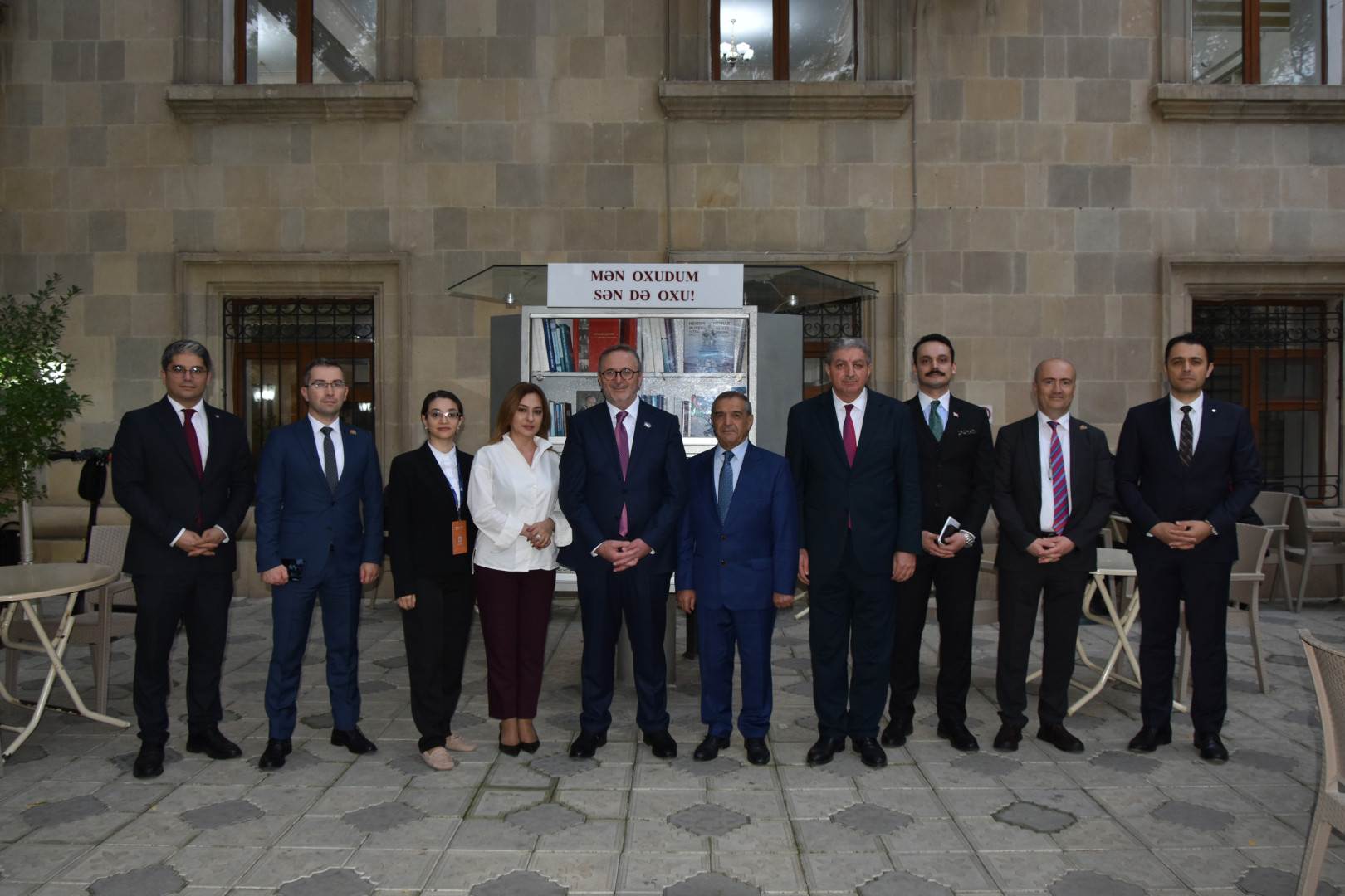 Türkiyənin mədəniyyət və turizm nazirinin müavini Coşqun Yılmaz Milli Kitabxananı ziyarət edib