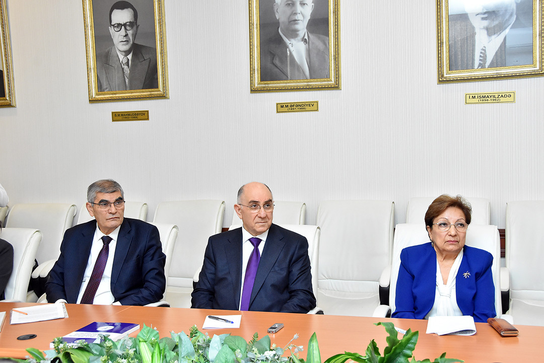 Azərbaycan Tibb Universiteti ilə İnformasiya Texnologiyaları İnstitutu arasında Əməkdaşlıq Memorandumu imzalandı