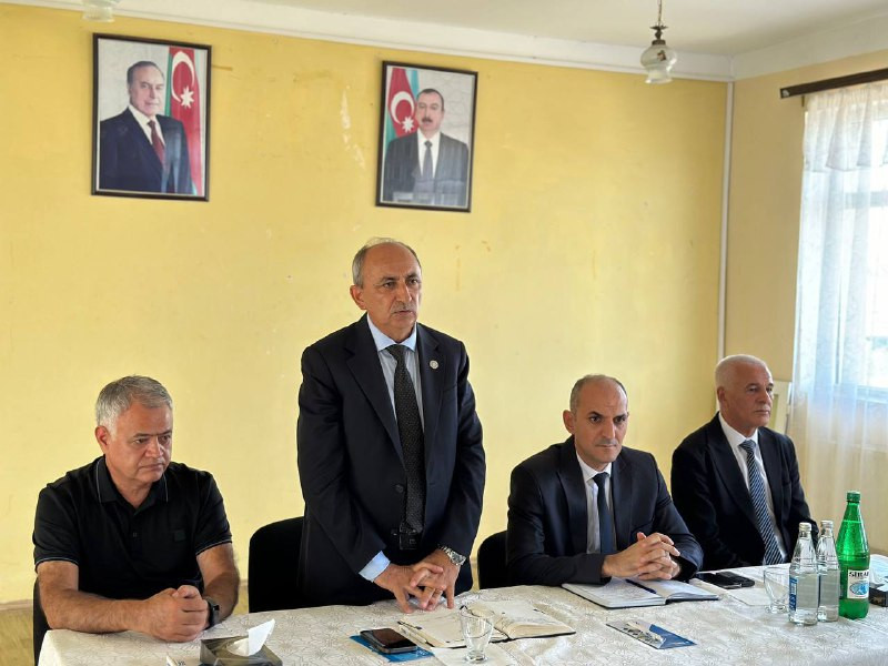Deputatlığa namizəd Əziz Ələkbərli Qıraqlı, Mustafabəyli, Bəylik və Yeni Novrzulu kəndlərində seçicilərlə görüşüb