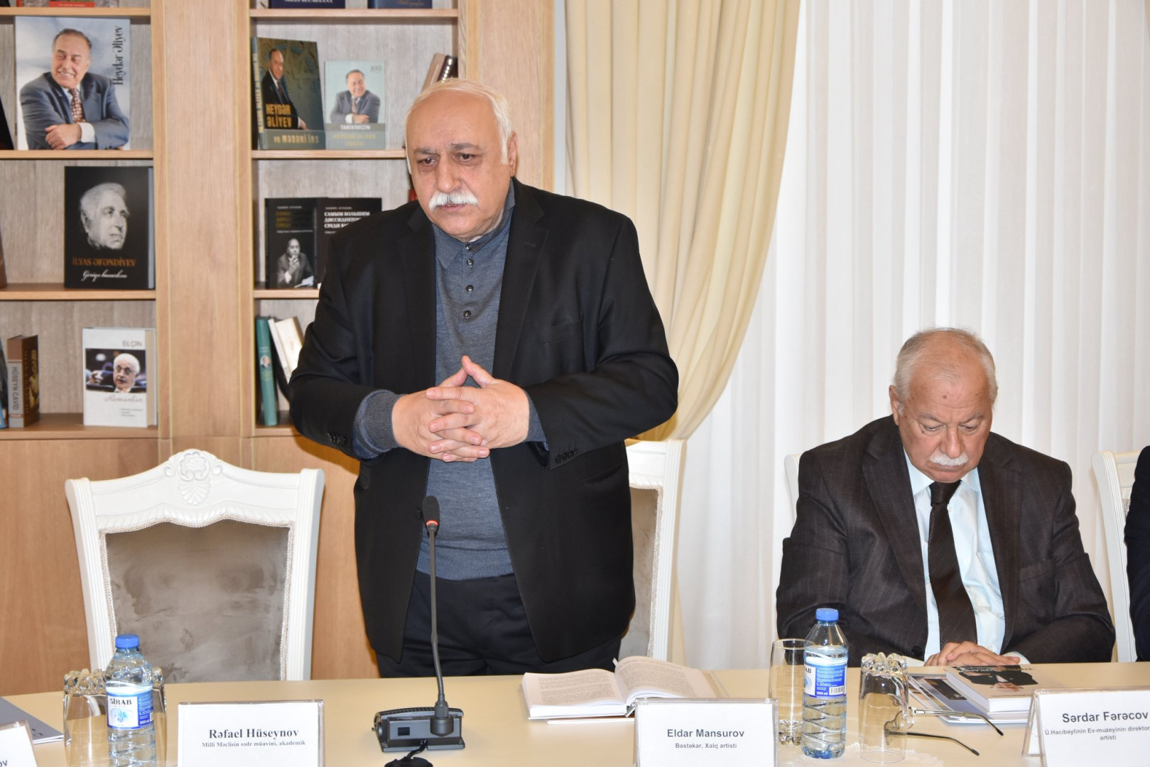 Milli Kitabxanada görkəmli bəstəkar, Xalq artisti Tofiq Bakıxanova həsr edilmiş “Tofiq Bakıxanov. Biblioqrafiya” kitabının və “Milli Kitabxananın qızıl fondundan” layihəsi üzrə nəşr etdiyi not məcmuələrinin təqdimat mərasimi keçir