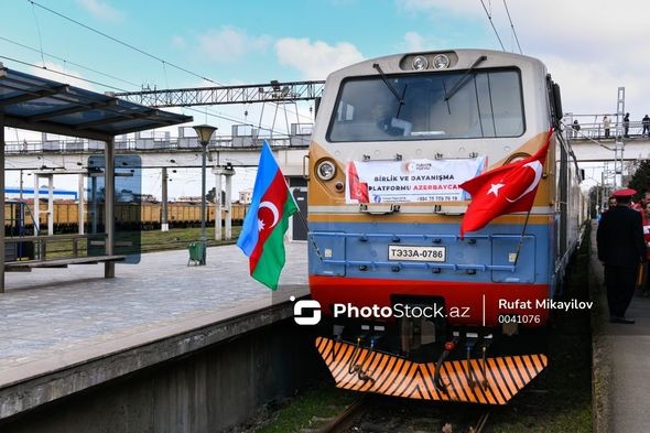 Azərbaycandan dəmir yolu ilə Türkiyəyə yardım göndərildi -