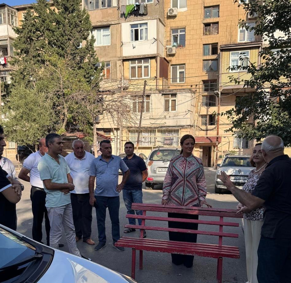 Deputat Könül Nurullayeva vətəndaşlarla görüşüb