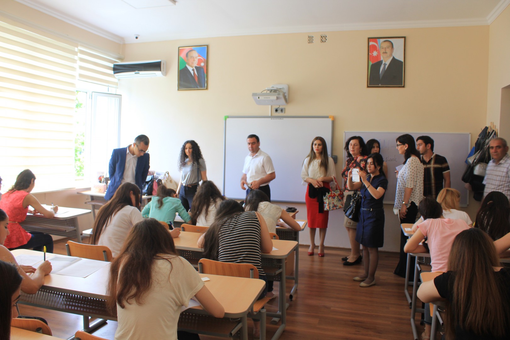 Tanınmış təhsil ekspertləri və KİV nümayəndələri Bakı Slavyan Universitetində olub