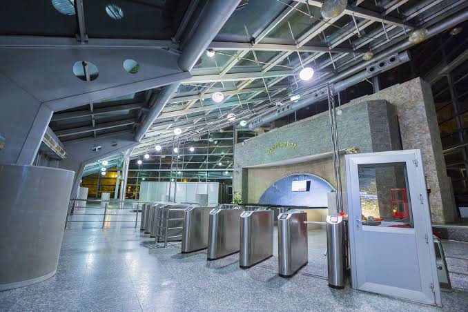 Metroda bu əşyaları aparmaq üçün əlavə pul ödəməlisiniz —