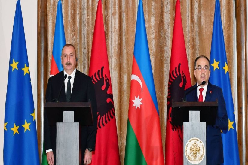 Azərbaycan və Albaniya prezidentləri mətbuata bəyanatlarla çıxış ediblər -