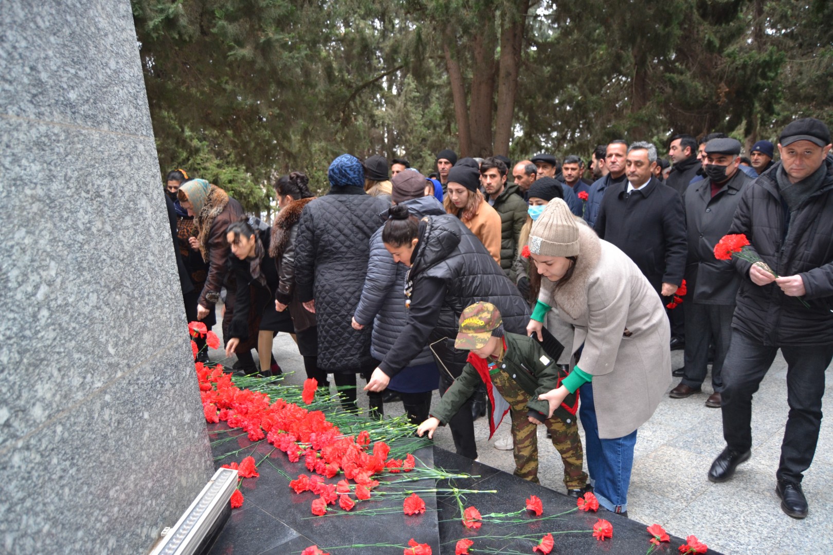 Füzuli rayonunda bir dəqiqəlik sükutla şəhidlərin əziz xatirəsi yad edilib