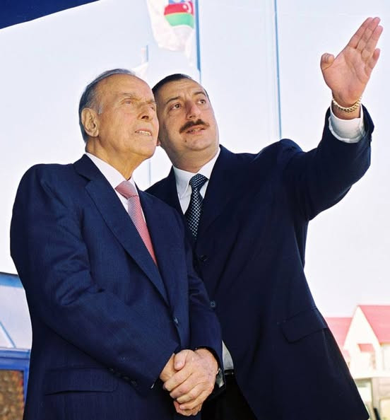 "Son günlər bəzi mətbuat orqanlarında yazılan böhtanlara baxmayaraq..."