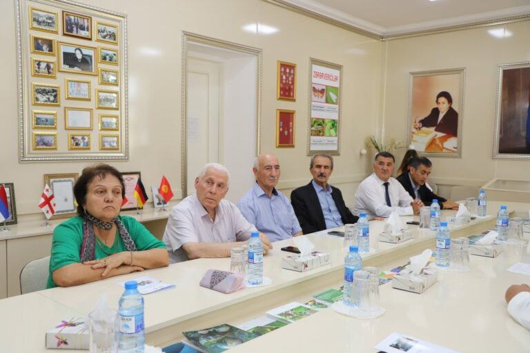 Elmi-Tədqiqat İnstitutunda 20 Sentyabr – Dövlət Suverenliyi Gününə həsr olunmuş tədbir keçirilib