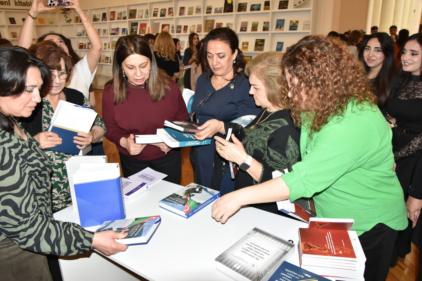 Milli Kitabxanada 23 Aprel - Ümumdünya Kitab və Müəlliflik Hüququ Gününə həsr olunmuş tədbir keçirilib