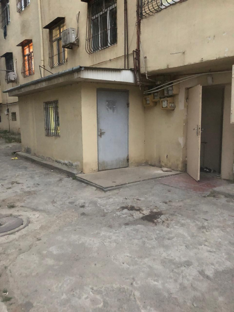 Bəhruz Nuriyev 81/82 binanın zirzəmisi hansı əsasla özəlləşdirilib?