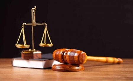 Məmuru intim görüntüləri ilə şantaj edən şəxs yenidən hakim qarşısına çıxarılır
