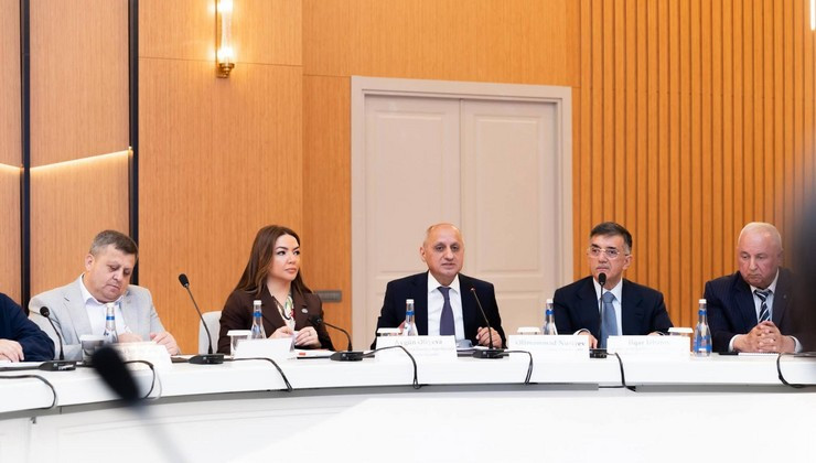 İctimai Şuranın təşəbbüsü ilə “Təhlükəsizlik və şəhərsalmanın müasir çağırışları” mövzusunda ictimai müzakirə təşkil olunub